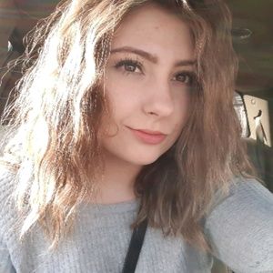 Meet your Posher, Darien